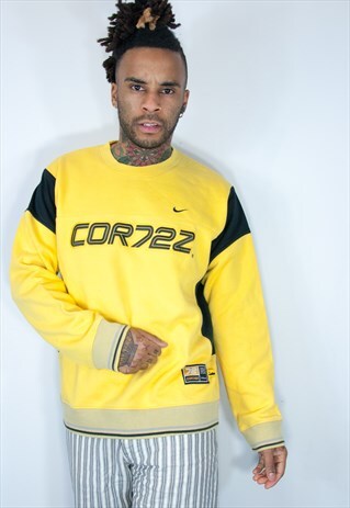 RARE NIKE EMBROIDED SWEATSHIRT