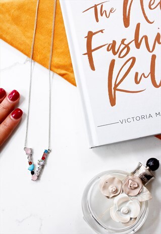 SILVER JEWELED STONE MONOGRAM INITIAL 'V' STATEMENT NECKLACE