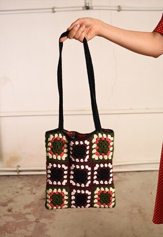 90'S GOES 70'S RETRO PARIS CHIC FESTIVAL TOTE BAG IN CROCHET