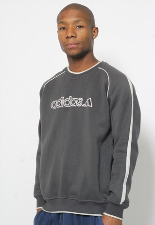 VINTAGE ADIDAS SWEATSHIRT