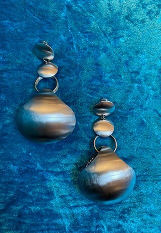 LARGE SILVER 90S STYLE EARRINGS