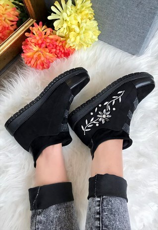 SPARKLING HI-TOP ANKLE BOOTS