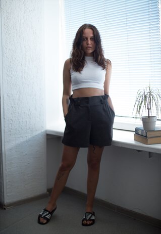 VINTAGE 80'S HIGH WAIST BROWN SHORTS