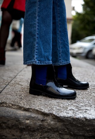 RUBBER NAVY BLUE ANKLE BOOTS