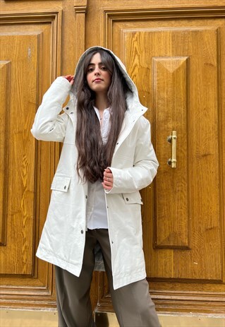 KZELL VINYL HOODED JACKET IN IVORY