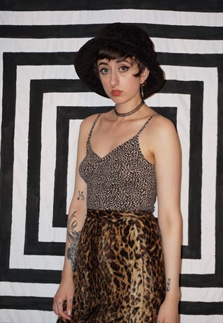 VINTAGE 90'S TEXTURED VELVET BUCKET HAT