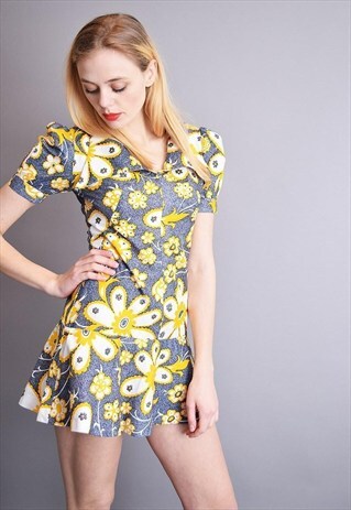 CUTE VINTAGE 60'S RETRO MOD FLORAL MINI TWIGGY DRESS