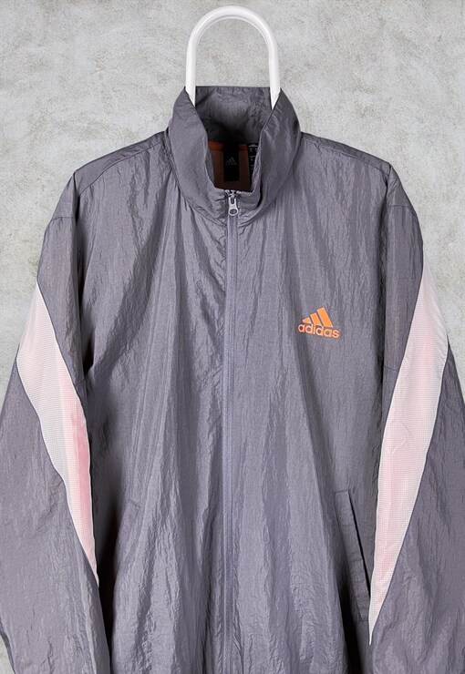 garment image