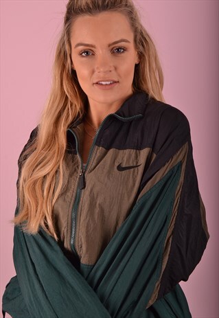 GREEN NIKE RETRO SHELL JACKET GTJ3602