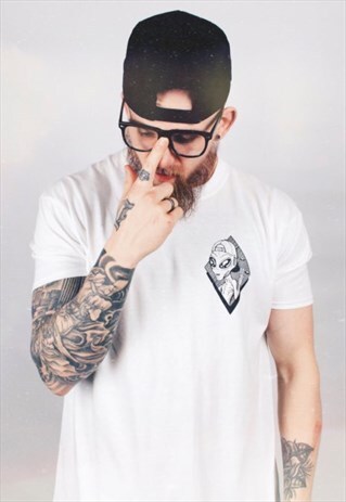 BLACK ALIEN PRINT - WHITE CREWNECK T-SHIRT