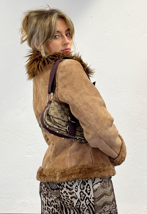 garment image