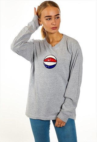 VINTAGE NIKE LONG SLEEVED T-SHIRT T372