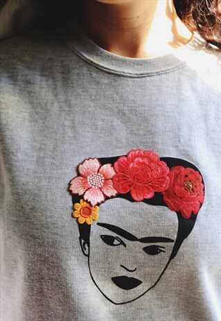FRIDA / EMBROIDERED SWEATSHIRT