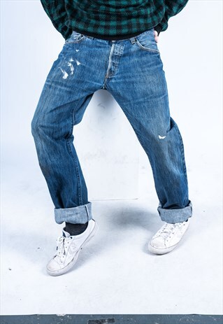 VINTAGE LEVI'S 501 JEANS IN BLUE DENIM WITH PAINT MARKS