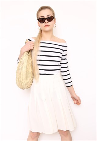 VINTAGE 90S WHITE PLEATED MINI SKIRT
