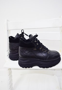 Vintage platform boots chunky shoes in black