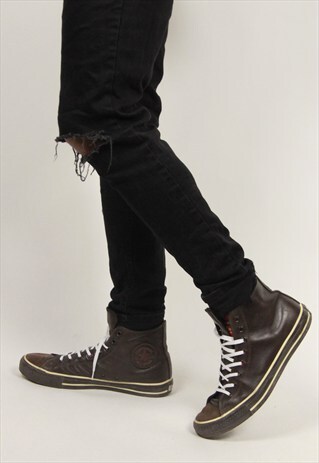 VINTAGE CONVERSE TRAINERS