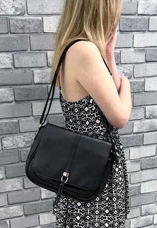 BLACK CROSSBODY BAG