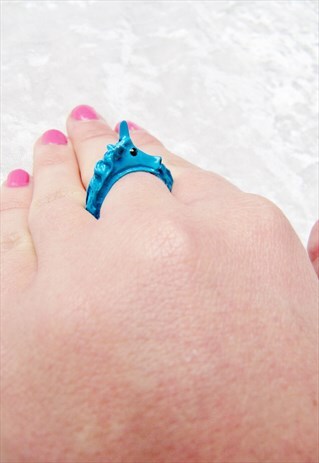 UNICORN BLUE WRAP RING