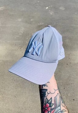 Vintage New York Yankees Embroidered Mesh Trucker Hat Cap