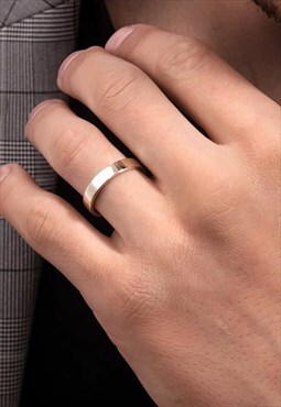 54 Floral Essential 4mm Band Signet Ring - Gold