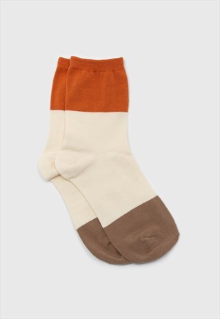 IVORY AND ORANGE TRIPLE COLORBLOCK SOCKS