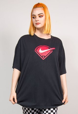90'S VINTAGE BLACK NIKE OVERSIZE T-SHIRT