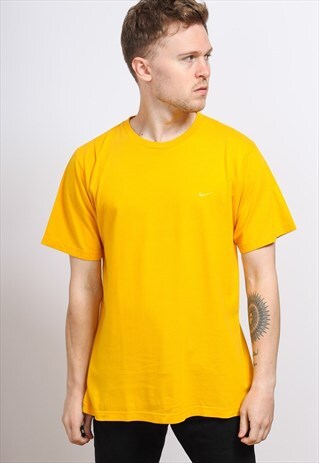 VINTAGE NIKE T-SHIRT