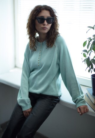 VINTAGE 80'S MINT LONG SLEEVED JUMPER