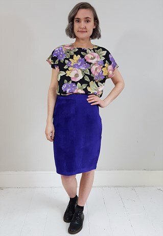 VINTAGE 90'S DARK FLORAL SCOOP NECK TOP