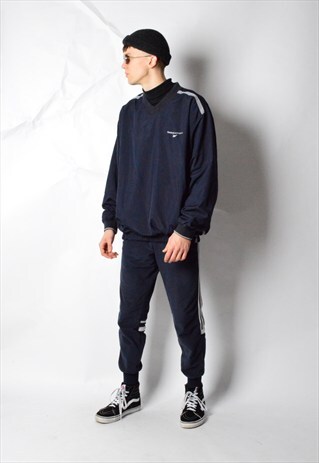 VINTAGE 90S NAVY BLUE MINIMALIST REEBOK JACKET