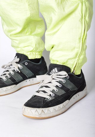 RARE VINTAGE 90S GREEN ADIDAS SNEAKERS