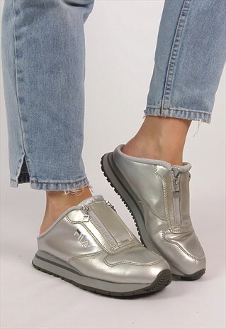 VINTAGE FILA HALF-HEEL TRAINERS SILVER SNEAKERS / UK 4/EU 37