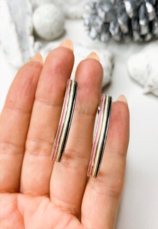 1990'S SILVER STRIPED HOOP EARRINGS