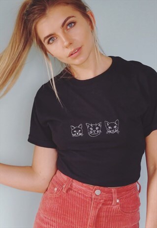 T-SHIRT IN BLACK WITH CAT EMBROIDERY