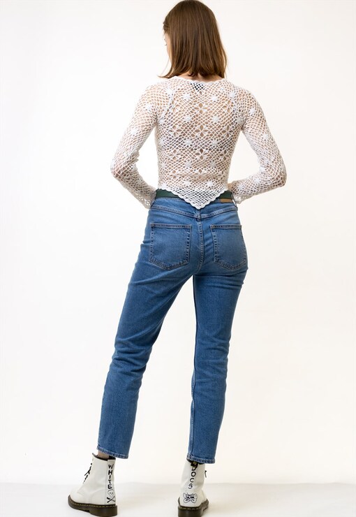 garment image
