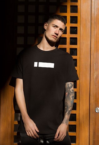WHITE LOGO BLACK T-SHIRT