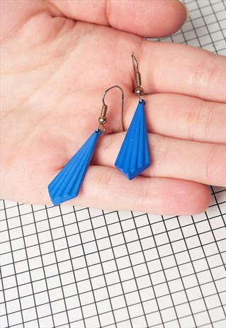 80S VINTAGE PLASTIC EARRINGS