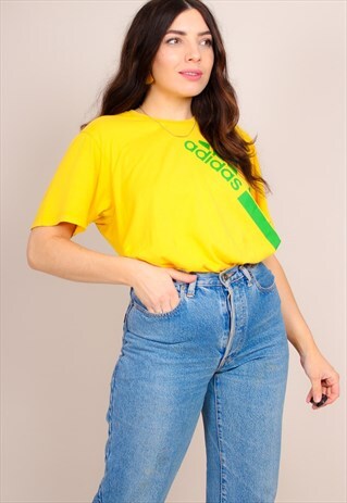 VINTAGE 90S YELLOW OVERSIZED ADIDAS T-SHIRT