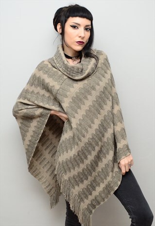 VINTAGE 1990'S INDIE GRUNGE WINTER PONCHO