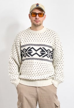 Vintage wool sweater in nordic pattern jumper fair isle L