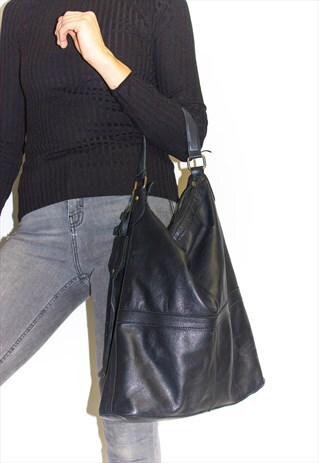 VINTAGE 90'S SOFT LEATHER DEEP BAG