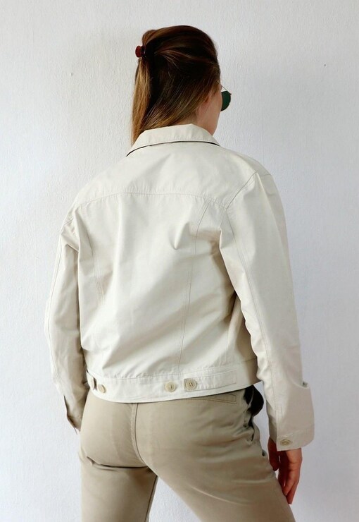 garment image