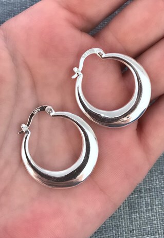 SILVER CIRCLE HOOP EARRINGS