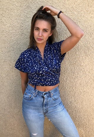 PATTERNED CROPPED TIE-UP RETRO VINTAGE FESTIVAL SHIRT
