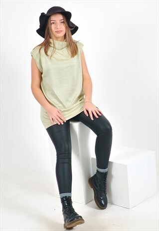 VINTAGE TURTLE NECK SLEEVELESS TOP IN GREEN