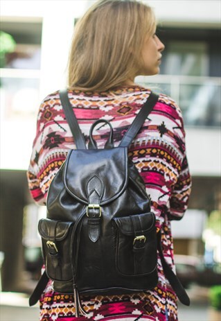 URBAN LEATHER SAFARI RUCKSACK (BLACK)