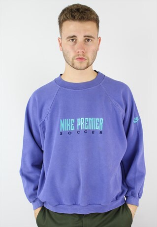 NIKE SOCCER EMBROIDERED VINTAGE SPORTS SWEATSHIRT