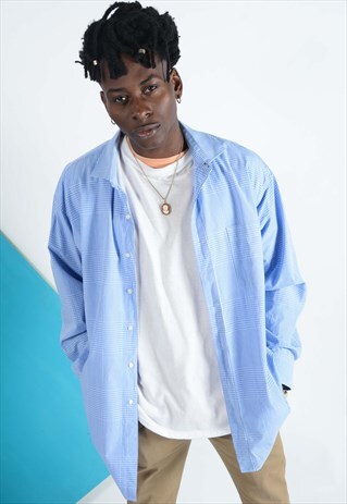 VINTAGE TOMMY HILFIGER CHECKED SHIRT IN BLUE.