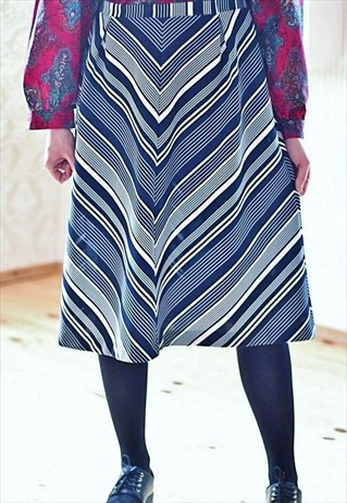 A LINE VINTAGE SKIRT